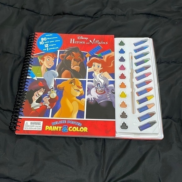 Disney Other - Disney’s Heroes and Villains Paint & Colour Set
